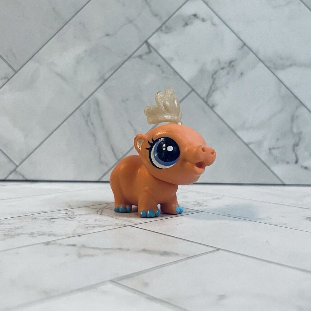 Miniature Huette Holmby Hippo Wearing Crown Littlest Pet Shop Hasbro